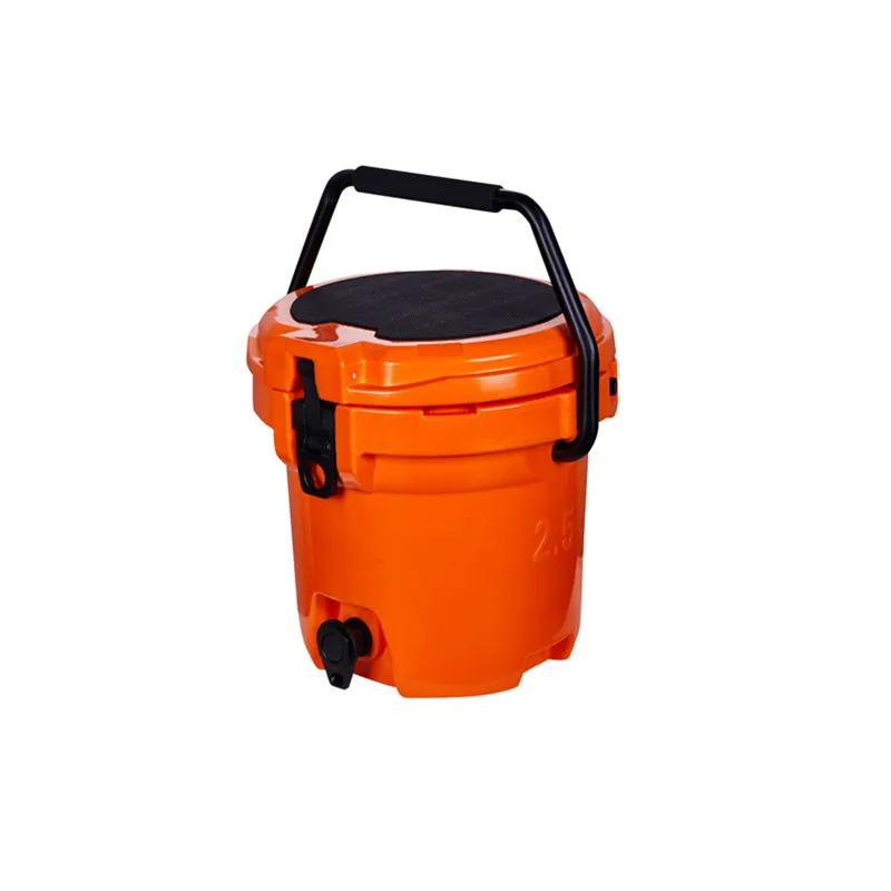 High Quality PE Thermal Cooler Box Hot Selling Ice Bucket for Cans Storage