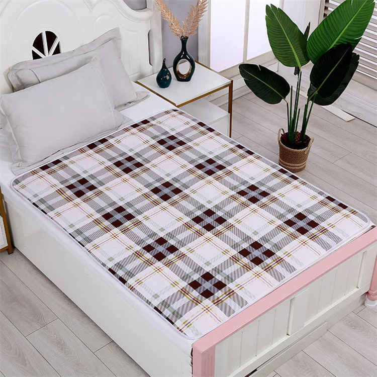 Factory Price Adult Diaper Reusable Urine Diaper Pads Large Size Non-slip Washable Incontinence Bed Pad