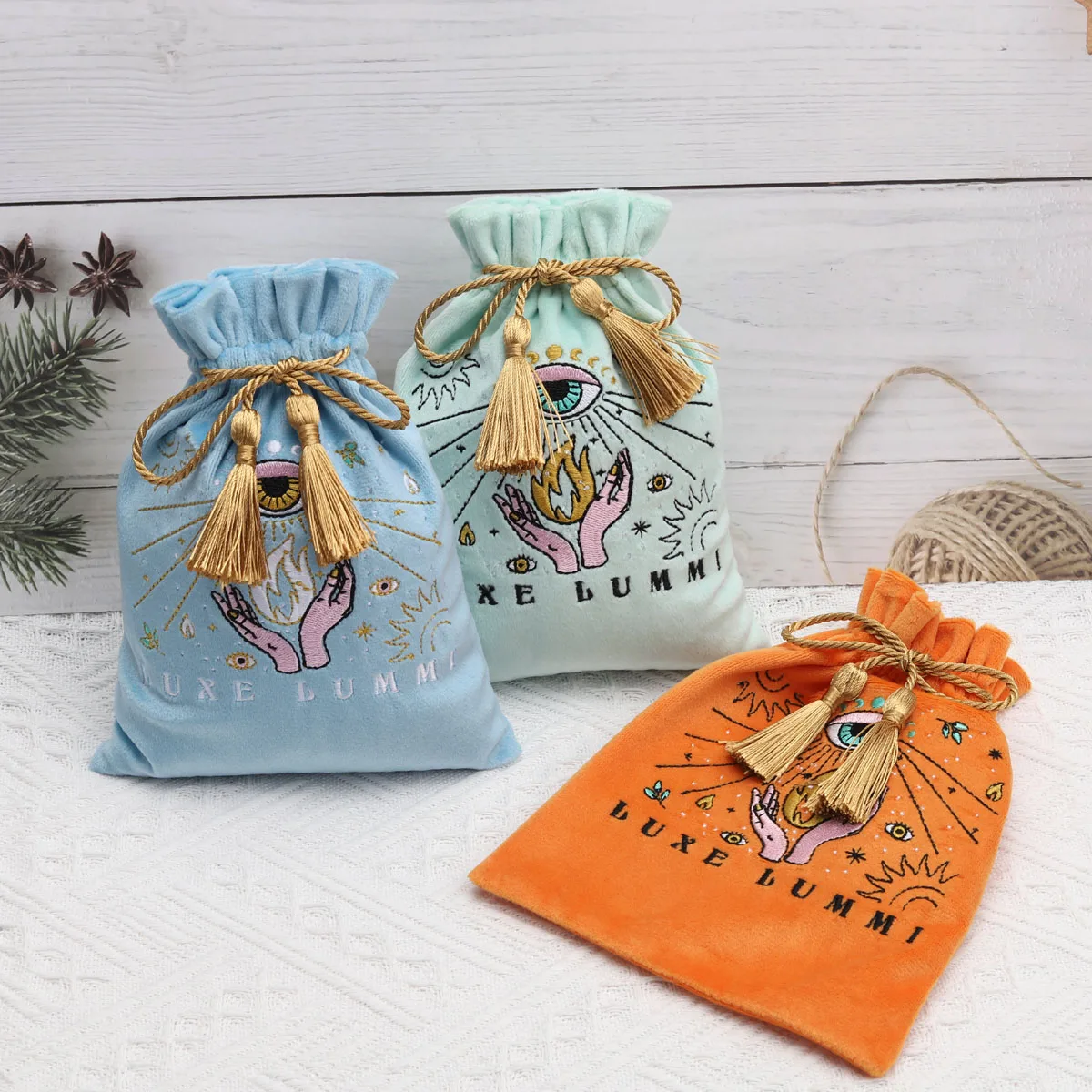 Custom Embroidery Velvet Drawstring Tarot Card Storage Bag Velvet Fabric Table Cloth Gift Dice Jewelry Divination Packing Pouch