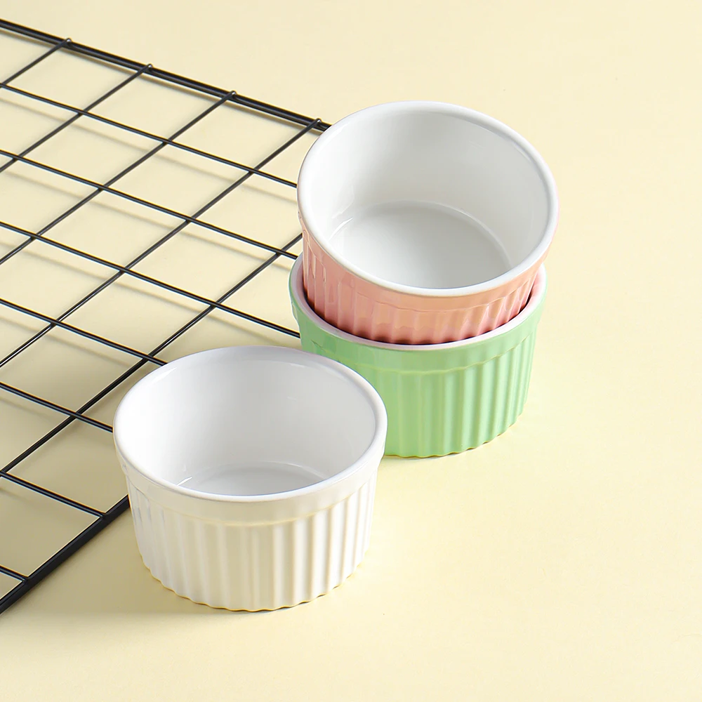 Factory sale ceramic coloured glaze bakeware cup Porcelain Microwave oven safety small Souffle Dishes Round Fluted Ramekins Set