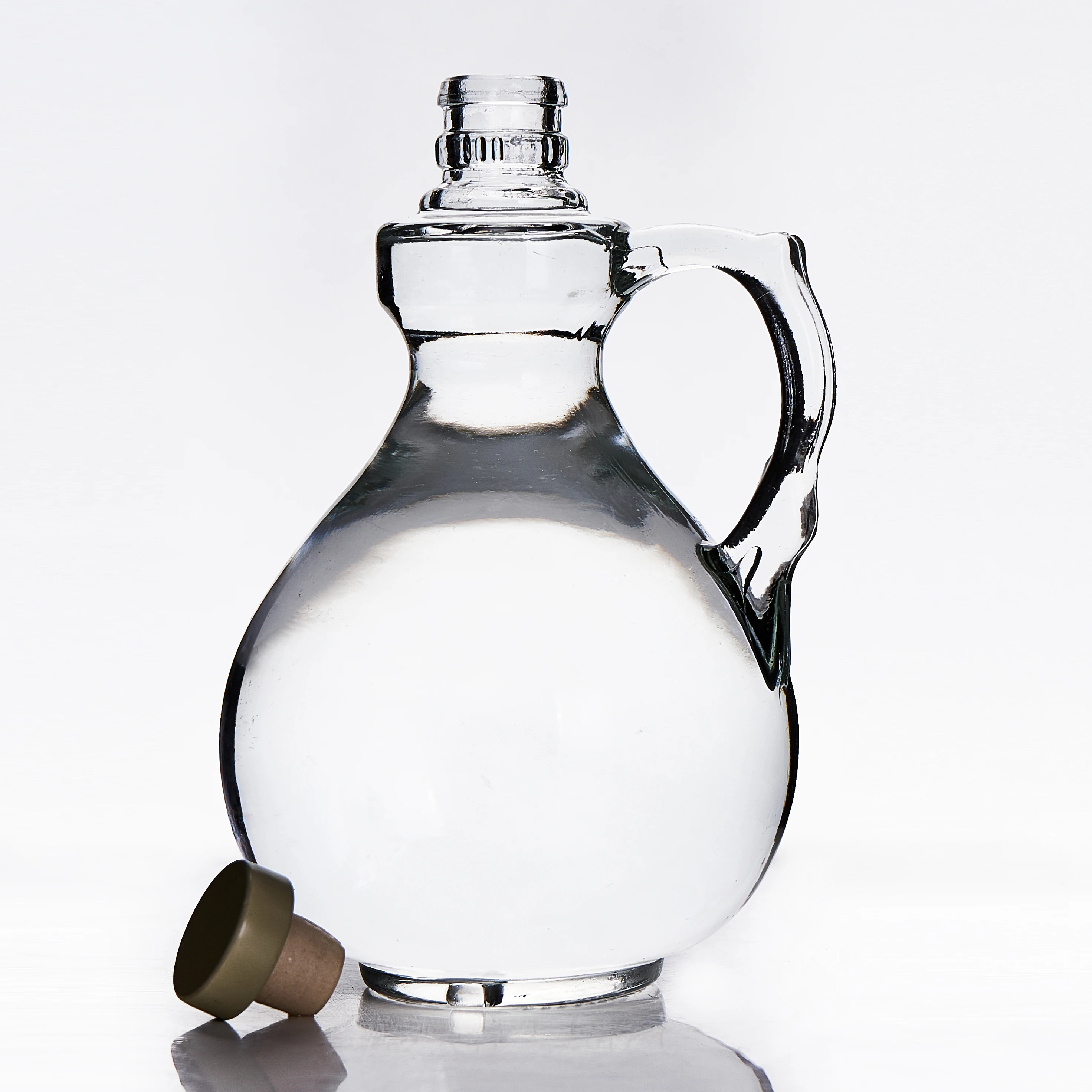 One Gallon Glass Jug Fermenter with Handle and Lid 630ml Water Bottle with Airtight Lid for Juice, Milk Homebrew and more