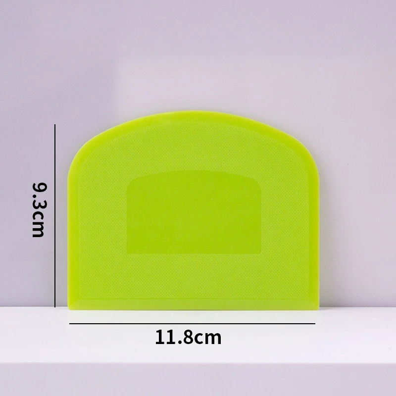 Household Sustainable Food Grade Semi-circle Sourdough Bread Nonstick Plastic Scraper Cake Cheese Cutter
