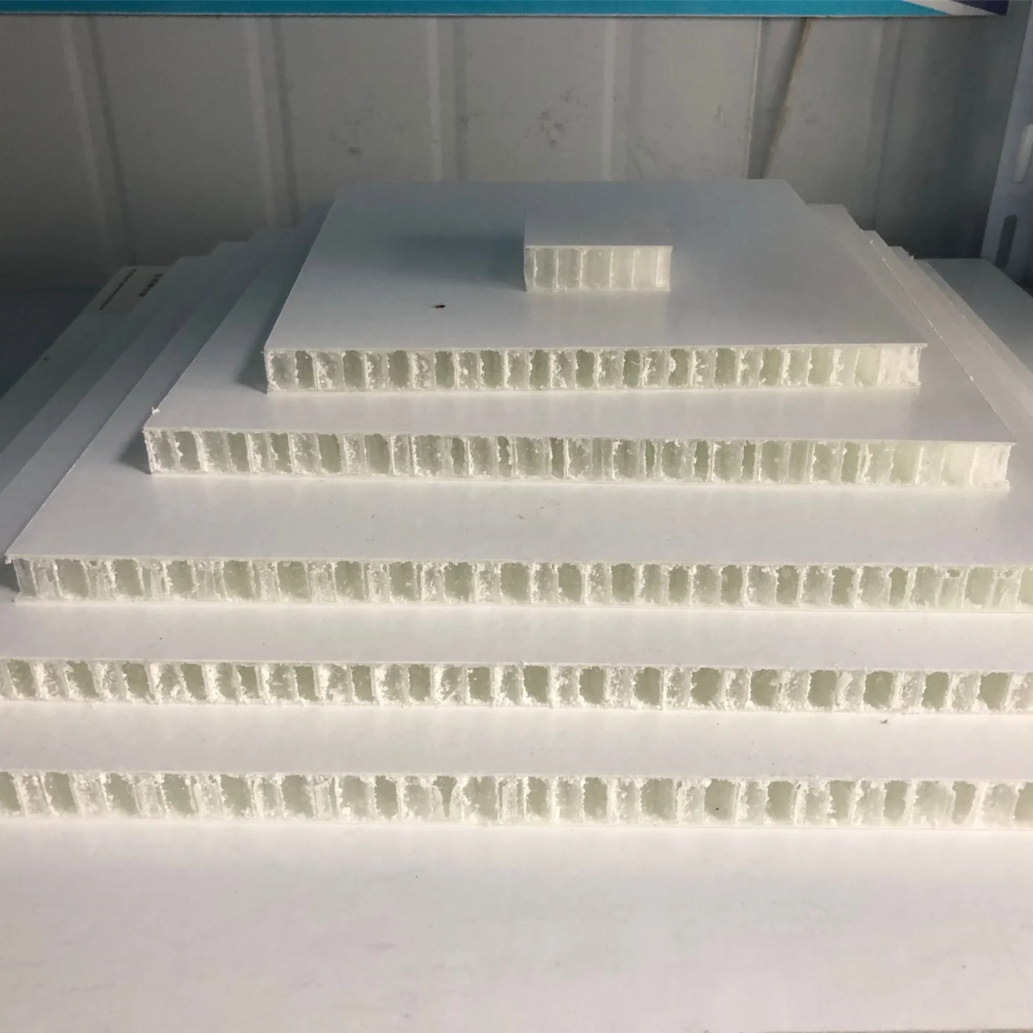 PVC Film CFRT Foam CFRT Non-woven Fabrics Glass Fiber Sandwich Panel For Inner Foof Board