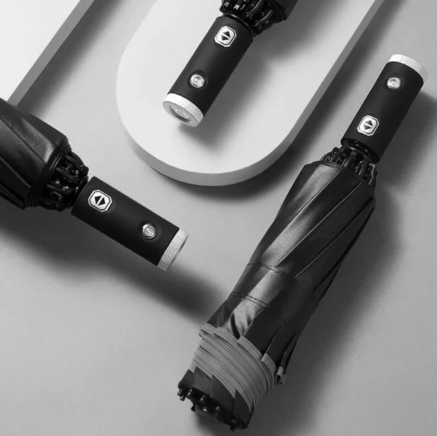 Automatic Open Close Reverse LED Umbrellawith Reflective Strip 3-folding Business Reverse Umbrella With Light
