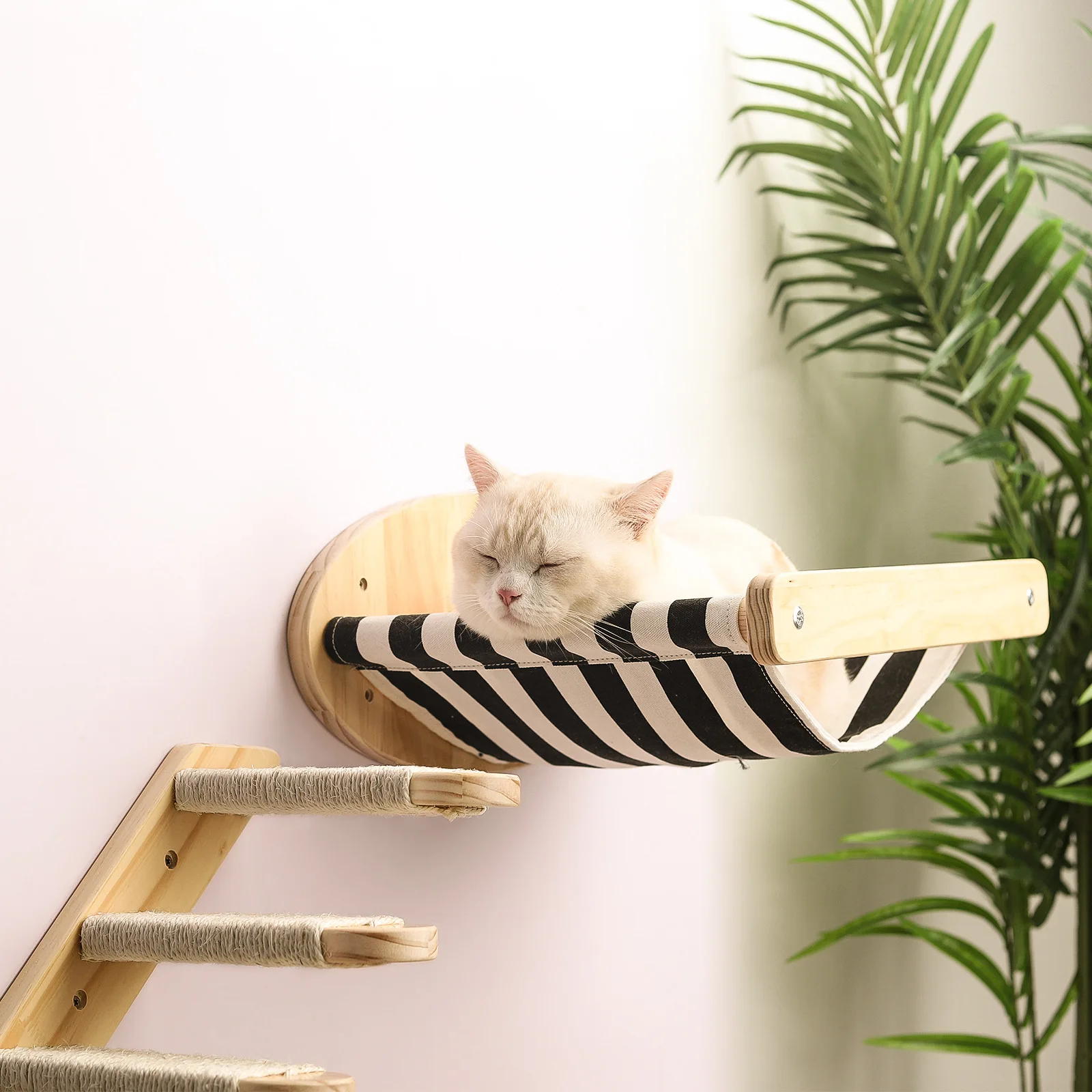 Animal Cat Stairs Ladder Shelf with Scratching for Climbing and Playing toy
