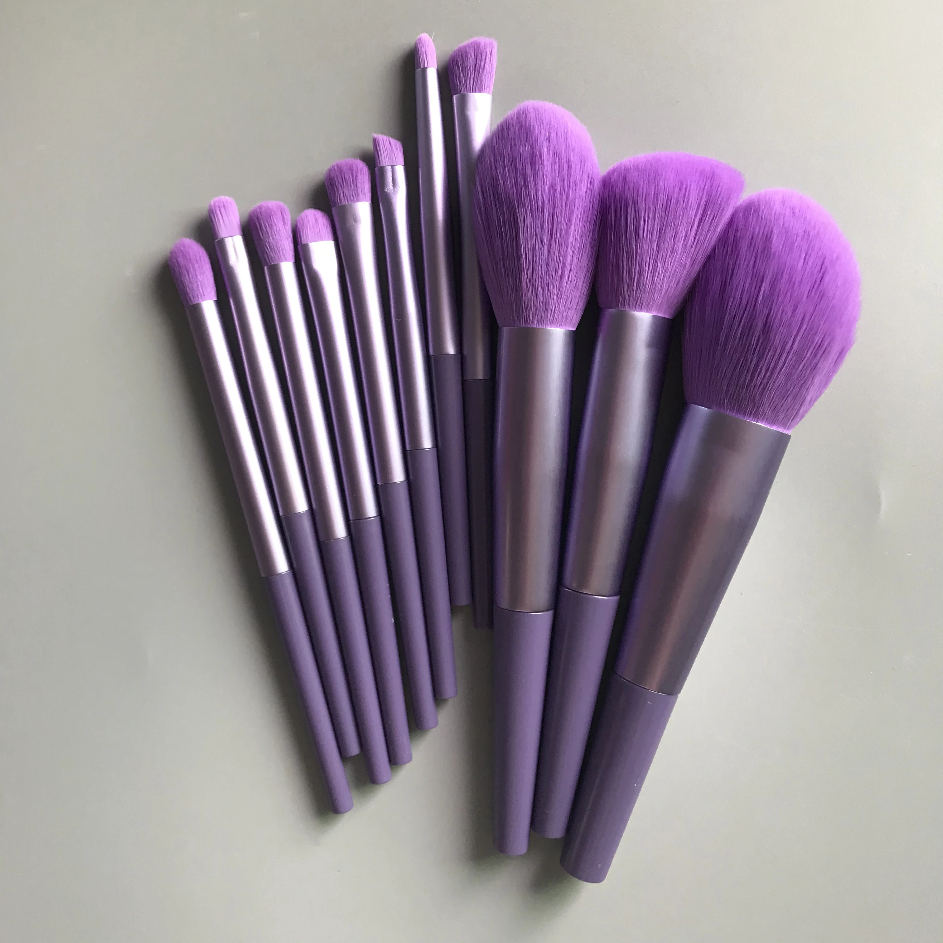 Private label 11pcs purple makeup brush set plastic handle long metal cute violet make up brush set