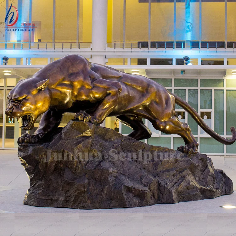 Outdoor large size garden decoration cast bronze panther sculpture for sale