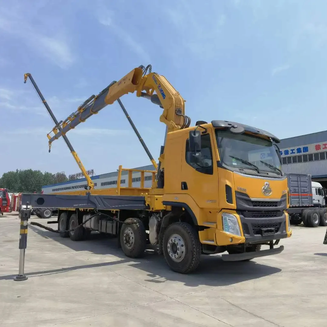 SHACMAN SINOTRUK JAC TRACTOR TRUCK MOUNTED 25 TON knuckle boom crane Truck