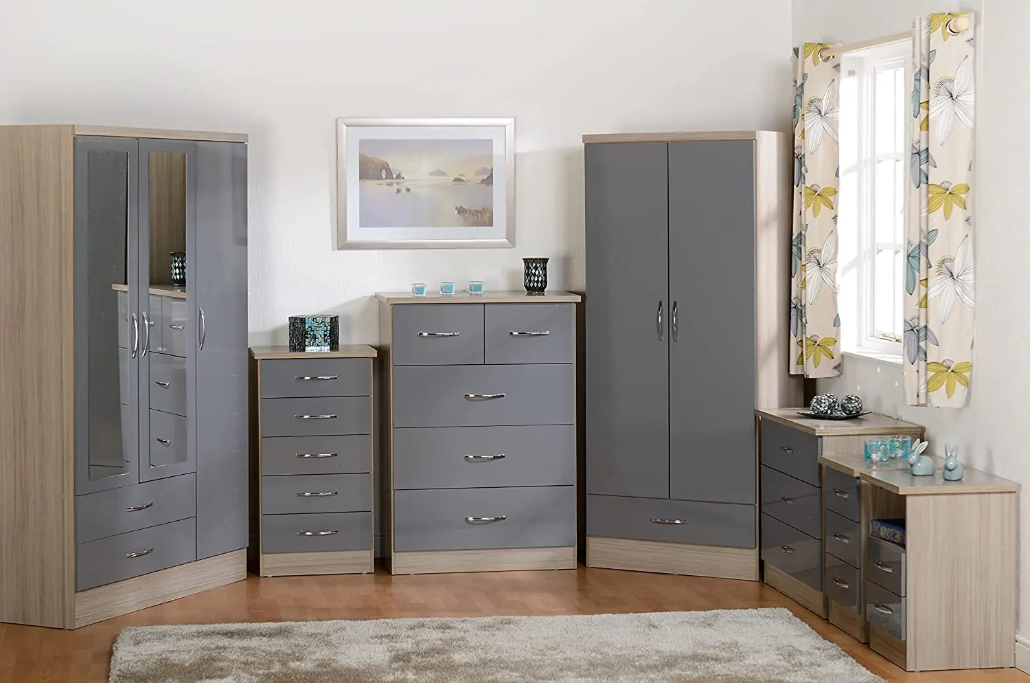 4 In 1 Mdf  Furniture Cheap Small Spaces Three Door Corner Bedroom Wooden Cheap Wardrobes Design Pictures For Sale