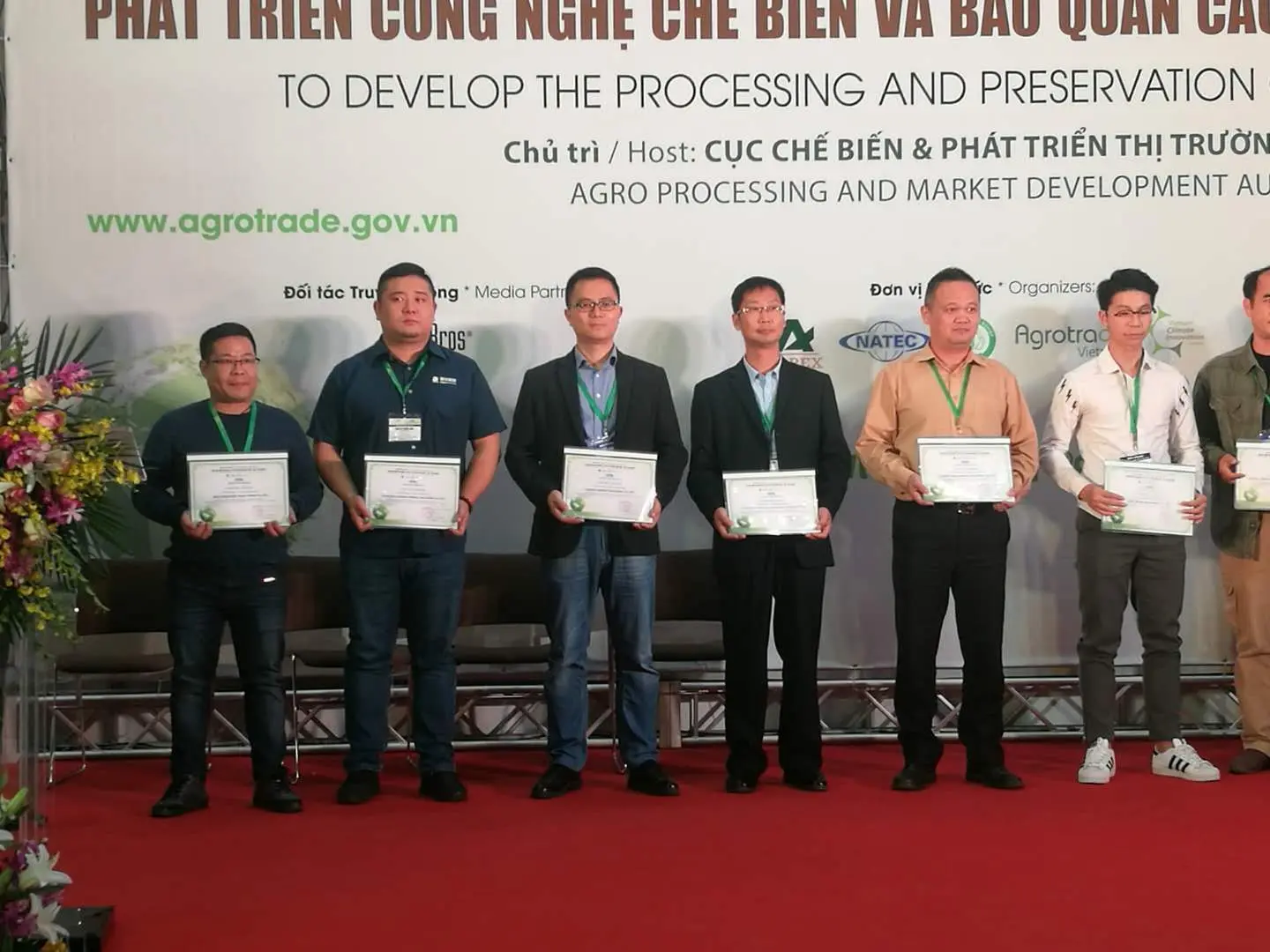 WEDO High efficiency High flow 0.55KW 0.75HP Power QDX10-10-0.55 Series Submersible Water Pumps