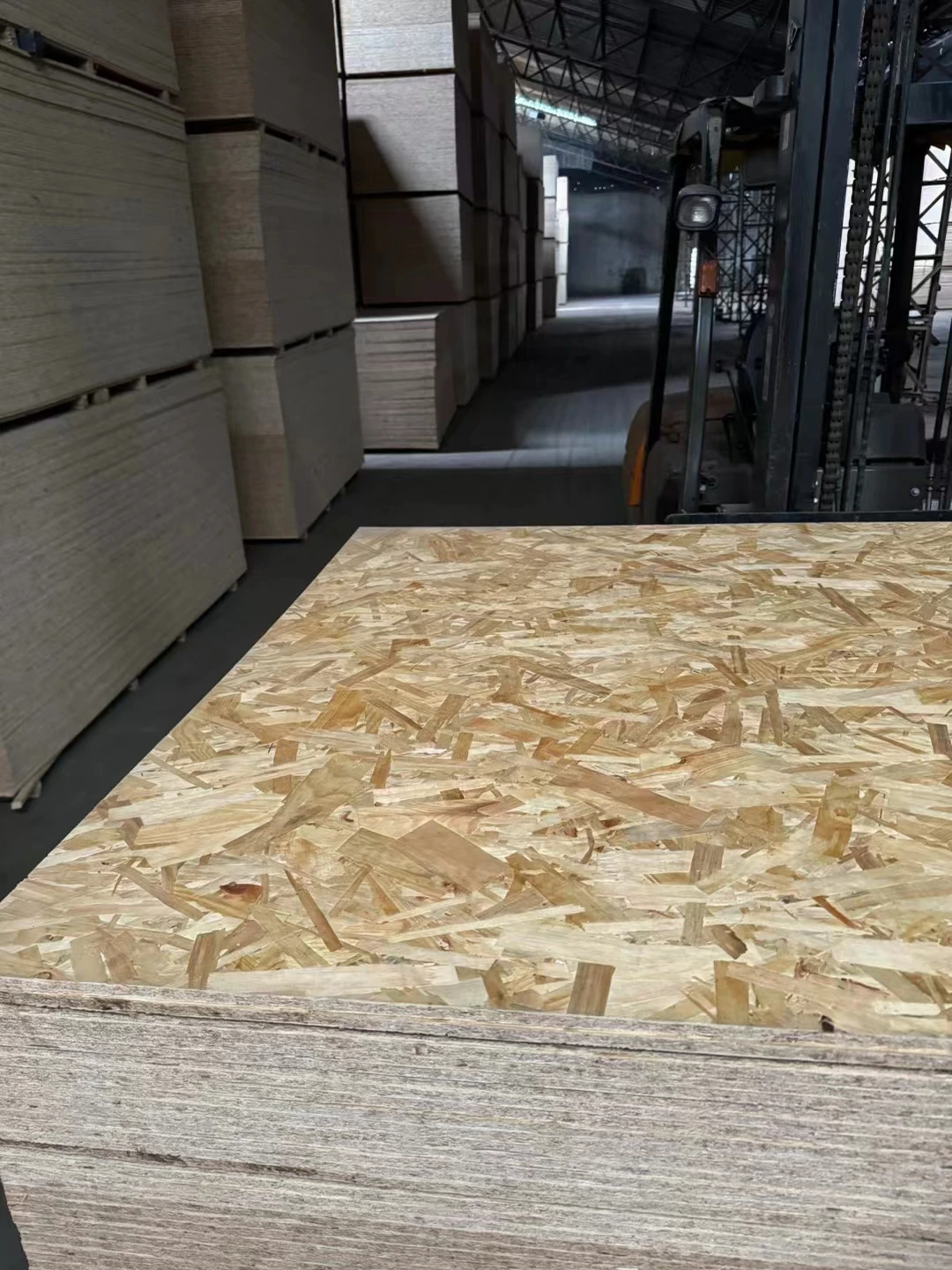 competitive price 8mm 9mm 11mm 12mm 15mm 18mm OSB 3 OSB 2 (Oriented Strand Board) OSB board for packing or construction use