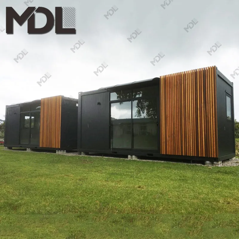 China Factory Prefabricated Safe Strong Stable Living Flat Pack 20ft Detachable Container House