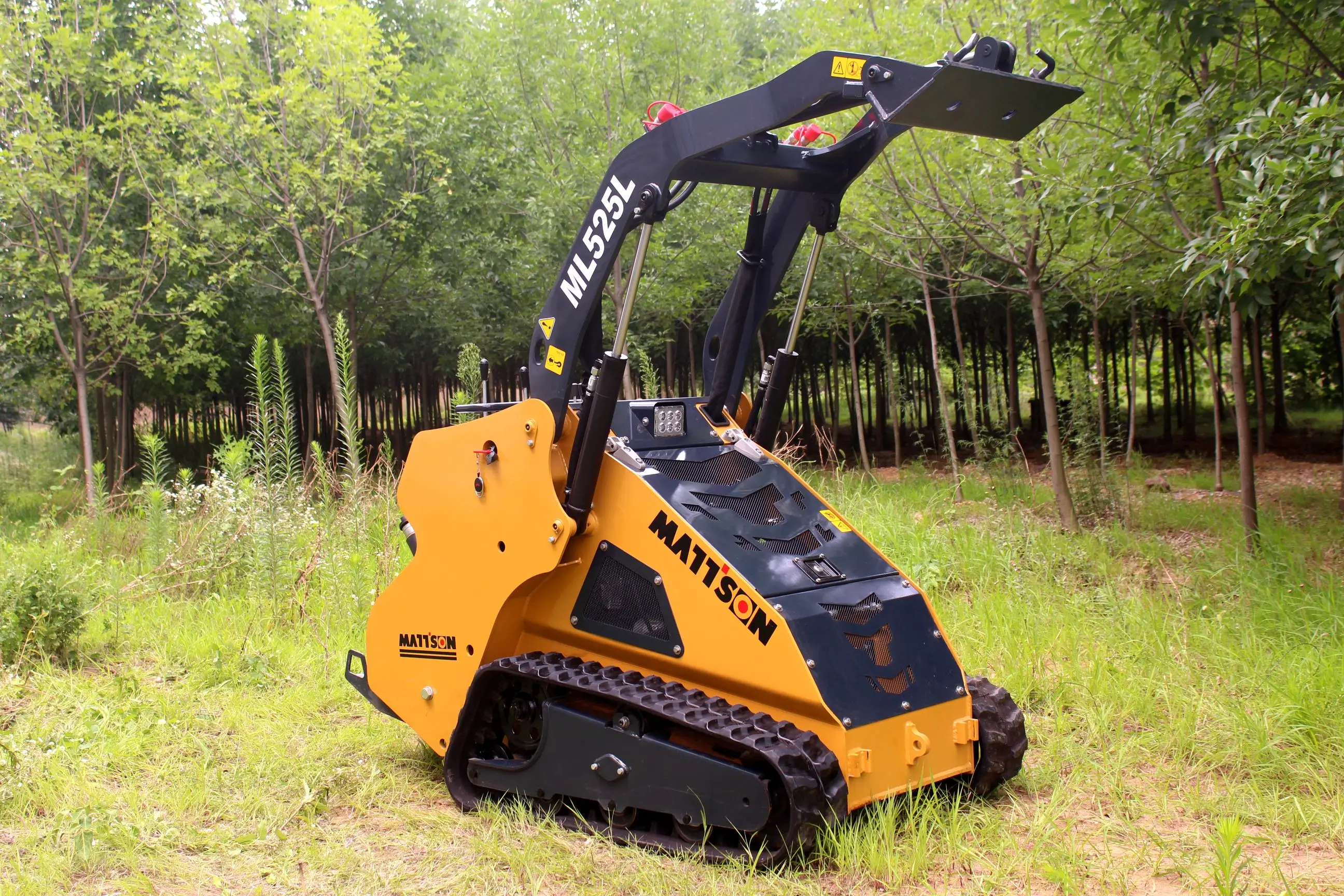 Лидер продаж мини-погрузчик с бортовым поворотом ML525L