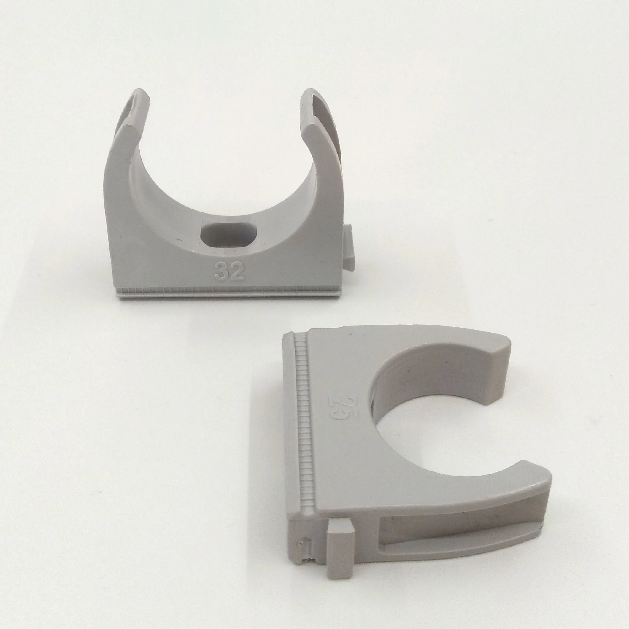 
Electrical PVC Pipe Saddle Clamp Conduit Clips Support Brackets Mounting Brackets 