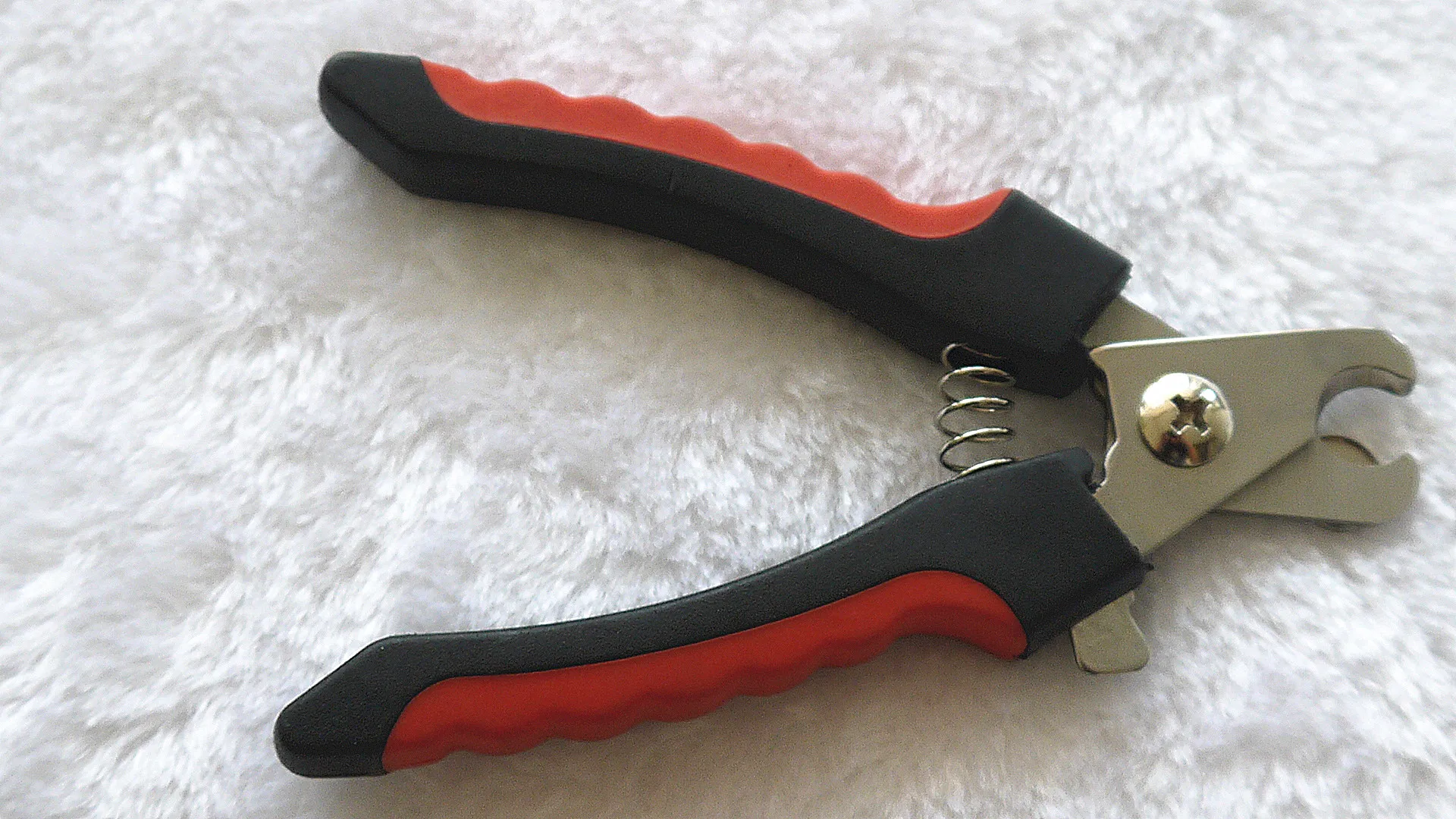 Hot Selling Safe Pet Toe nail Claw clippers scissors wholesale for both cat and dog animal puppy poodle