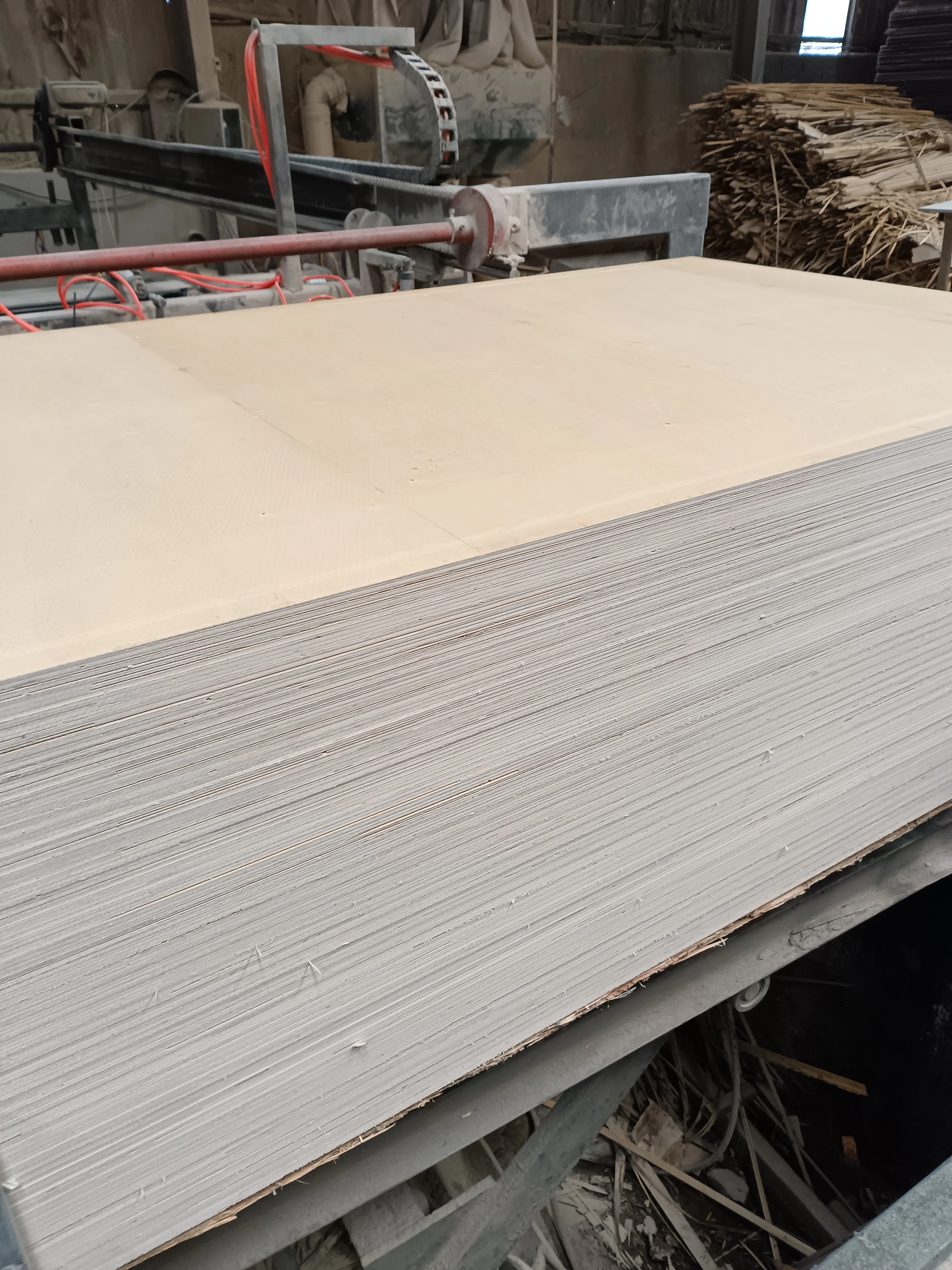 2-10mm Birch Laser Cut Plywood BB/BB CC/CC Grade Birch Veneer Full Birch Wood Plywood