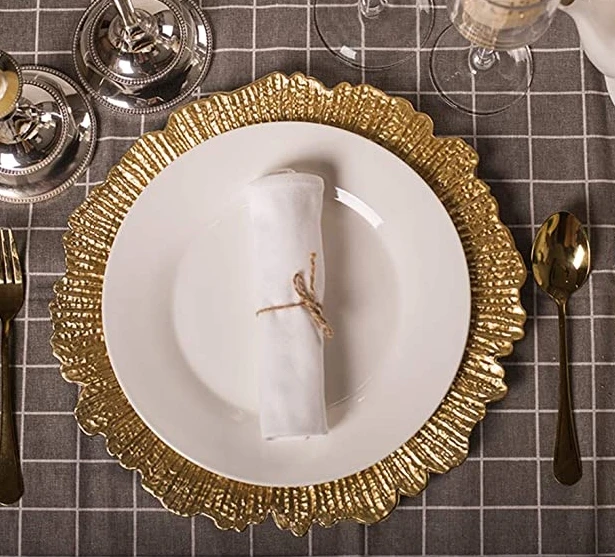 
wedding table decorative 13inch plastic gold reef charger plate 