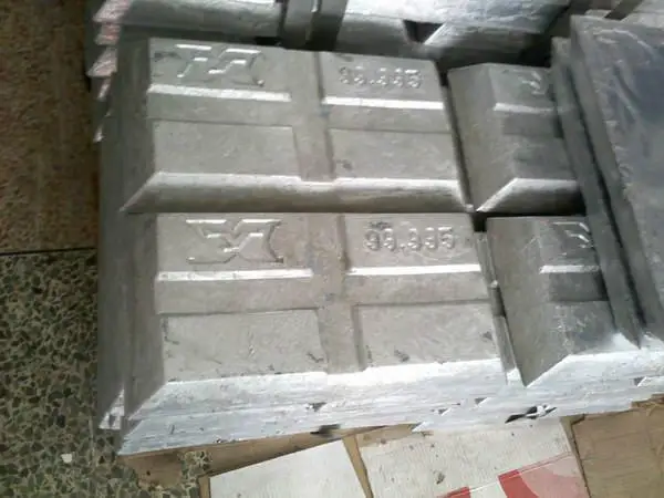 Wholesale high purity  99.95% 99.99% zinc ingot factory supply Tin Ingot Used in construction and electricity