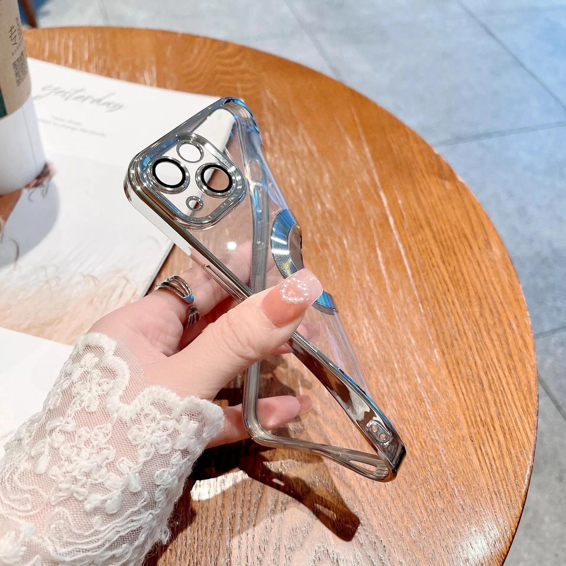 2022 New Arrival Electroplating transparent Phone Case For iPhone 14 Pro Max CD Pattern Mobile Case