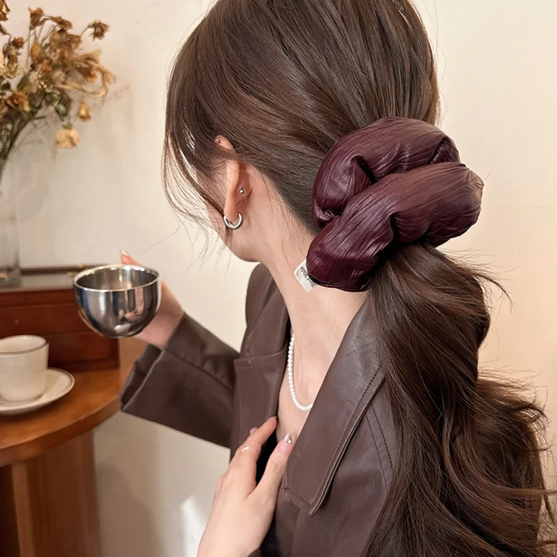Fashion Oversized XL large Sponge Puffy Scrunchies Brown Color PU Leather Hair Band Women 2024 Fall Winter New Design Accessory