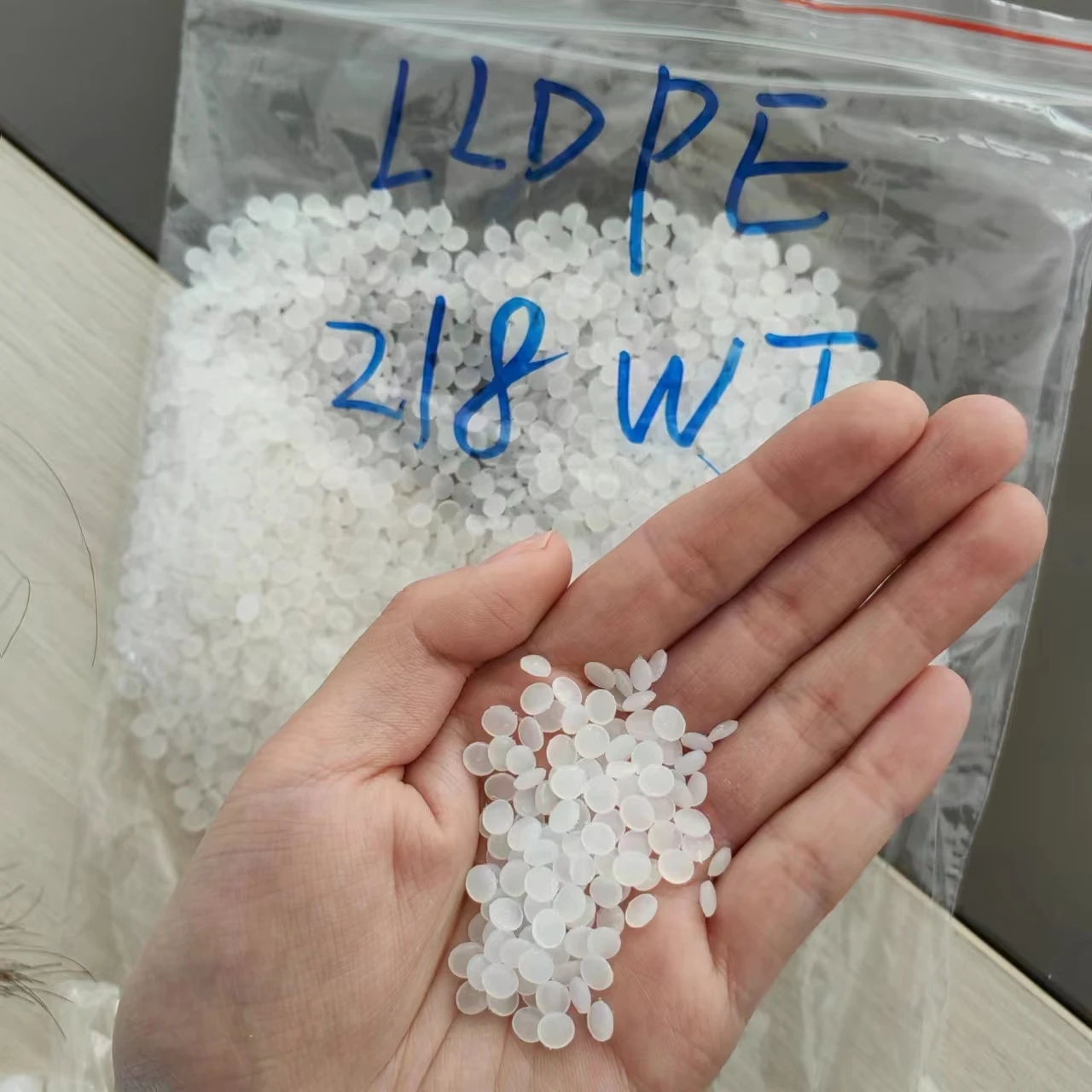Film Grade High Flow LLDPE 218WJ Stretch Film LLDPE Granule