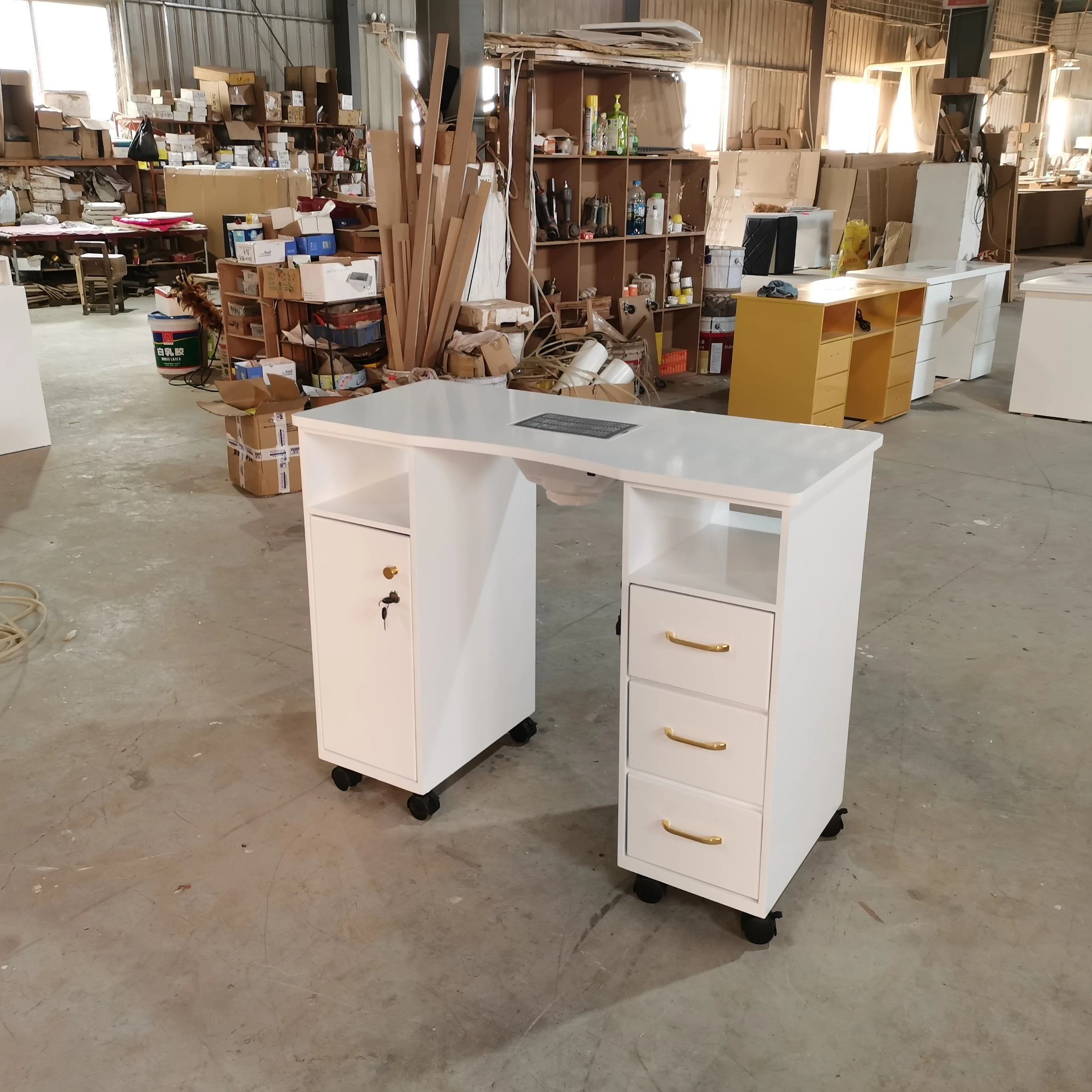 Hochey Beauty furniture wooden white manicure table antique art salon tech nail table with drawers