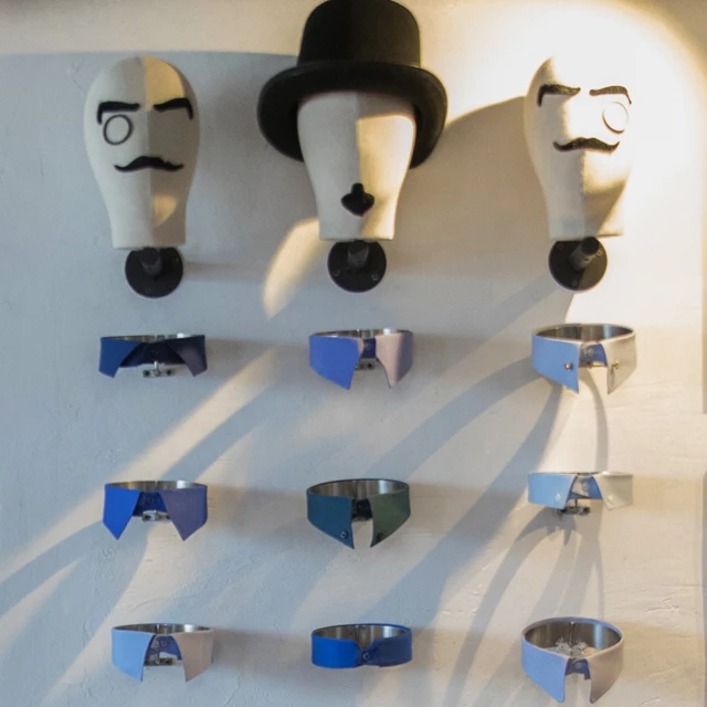 
Wall mounted stainless Steel Cuff Display shelf Shirt Collar Display Stand SET 