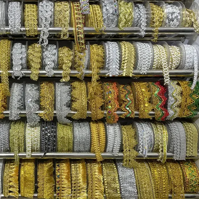 Factory Supply Luxury Guipure Lace Ribbon Retro Embroidery Lace Trim Flah Gold Lace Trim