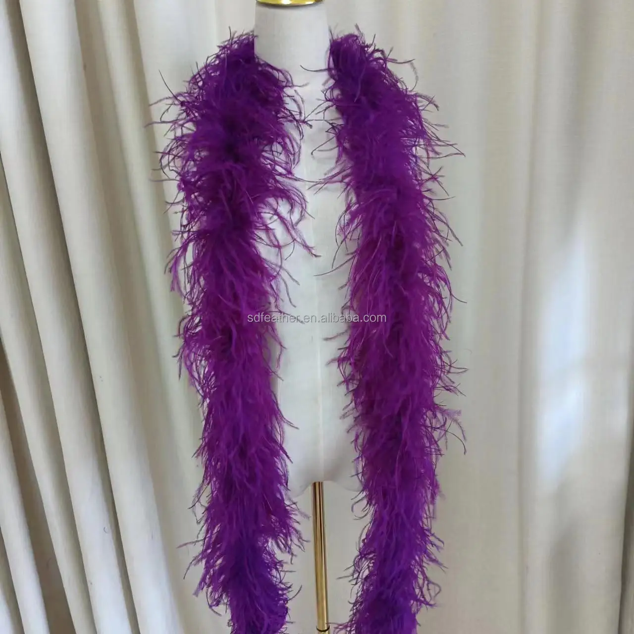 Manufacturer fluffy boa feathers 10-15cm 3ply dyed colorful ostrich feather boa for carnival costumes, Christmas,party dress