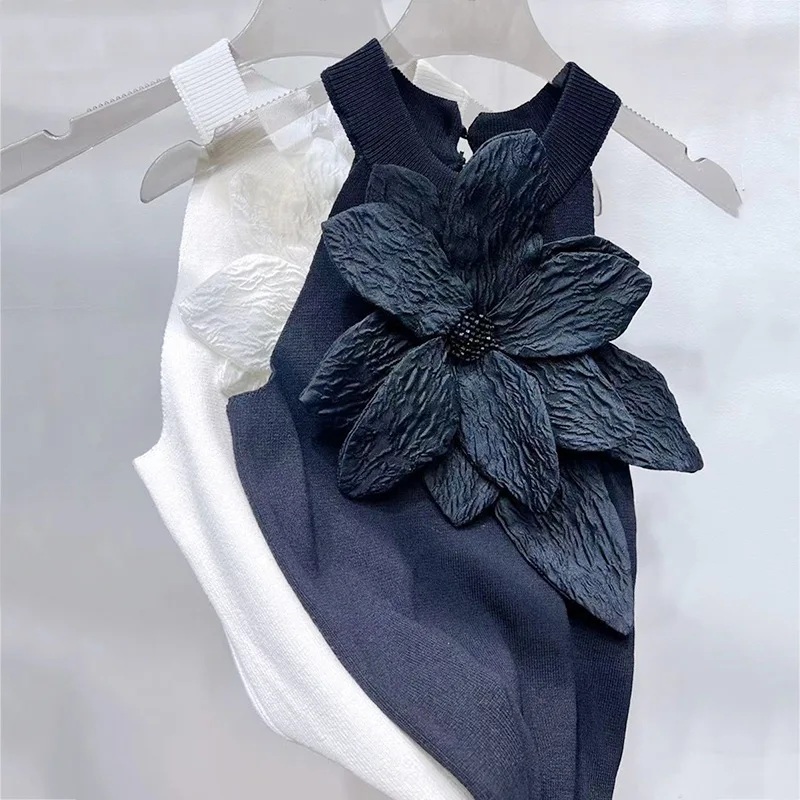 TWOTWINSTYLE Fashionable Spring Vest Tops Patchwork Appliques Halter Collar Slimming Short Vest For Women
