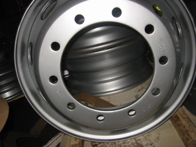 Hot selling 22.5 Inch Tubeless Steel Truck Wheel Rims for Heavy Trucks