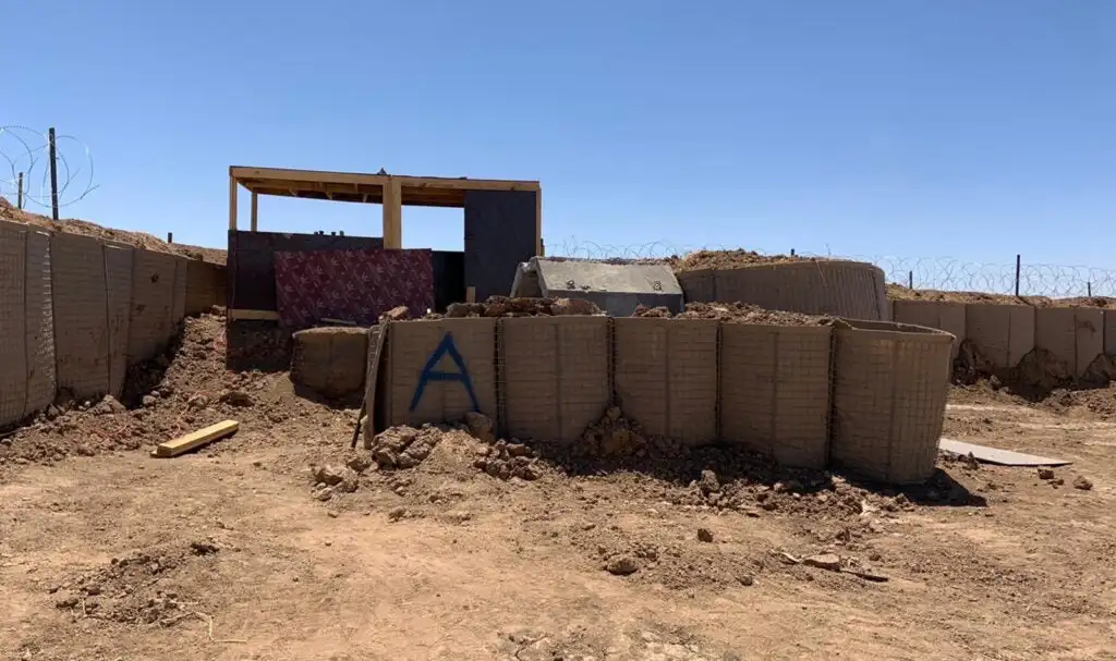 Defensive barriers zinc-aluminum alloy steel wires Welded Gabion strong structures