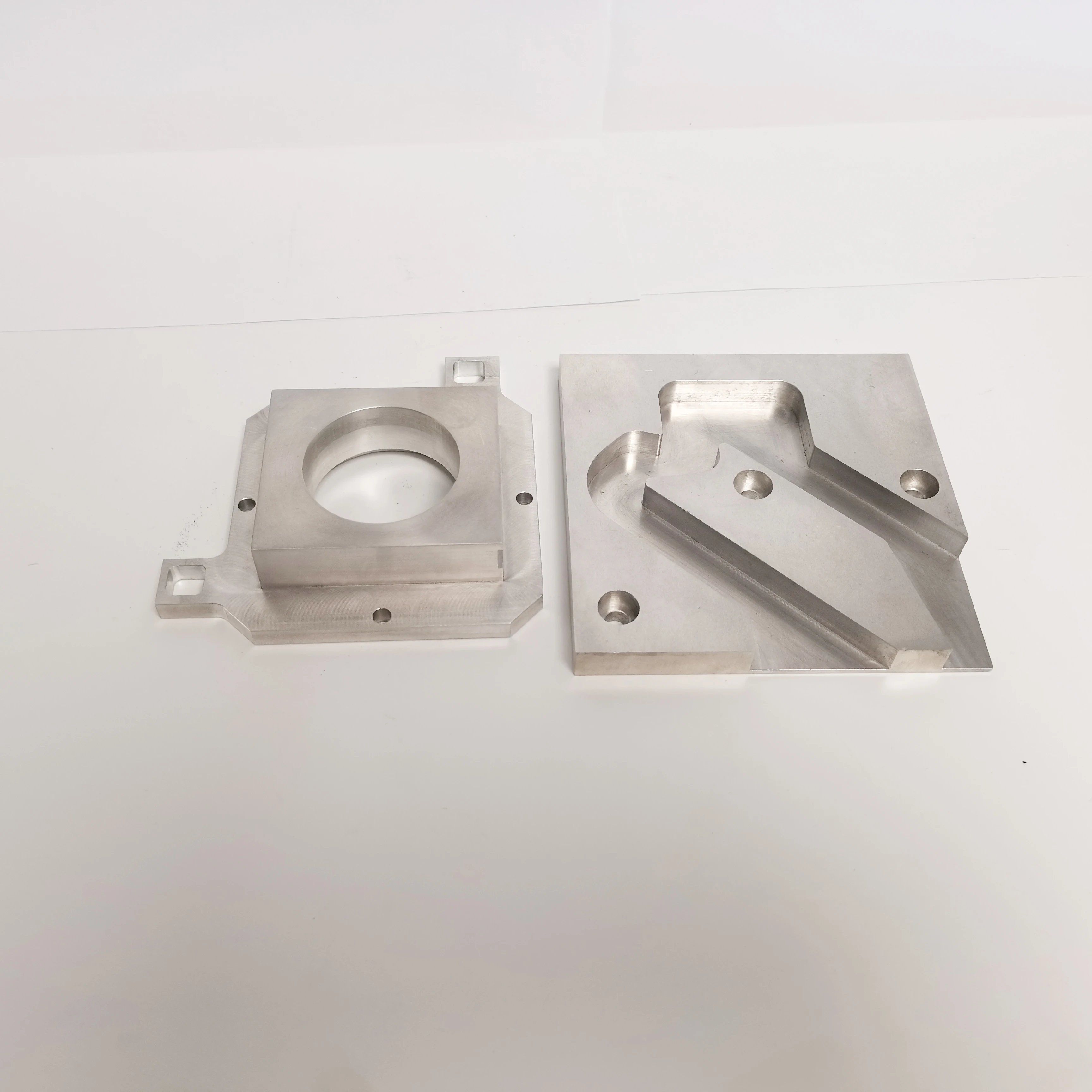 Dalian Xinmeng own factory price custom high precision stainless steel aluminium cnc metal polishing parts cnc machining sets