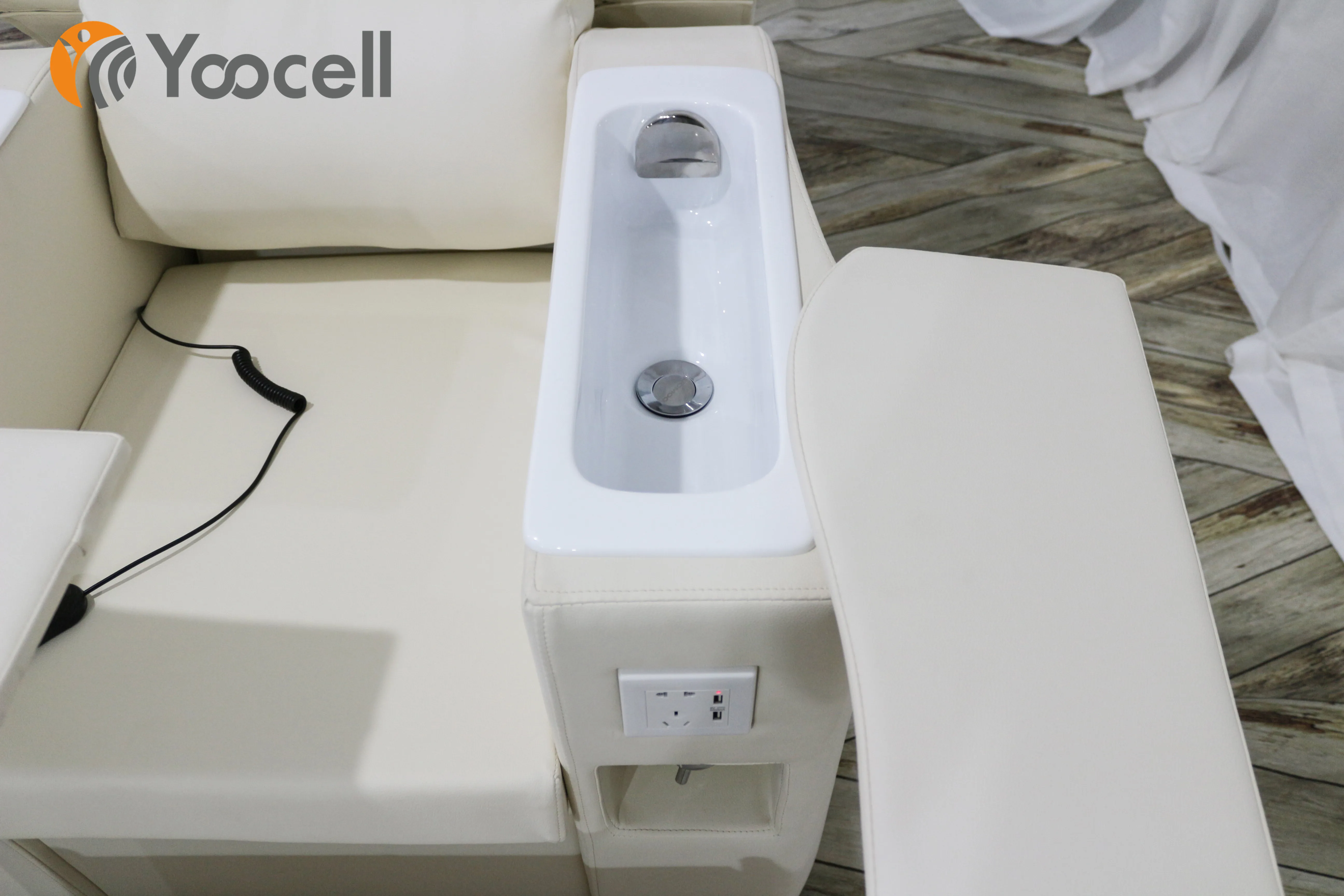 
Yoocell Manufacturer multifunctional spot commercial furniture high-end comfortable synthetic leather pedicure chair 