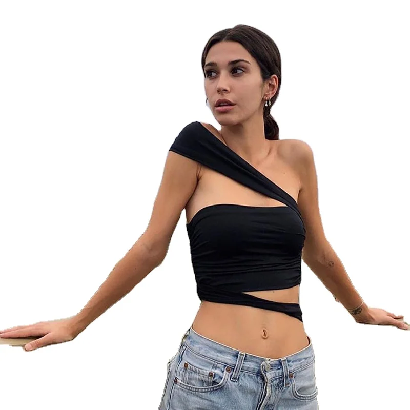 Good Price 2021 Summer New Sexy Wrap Chest Slim Slant Shoulder Strap Cut-out Vest For Women