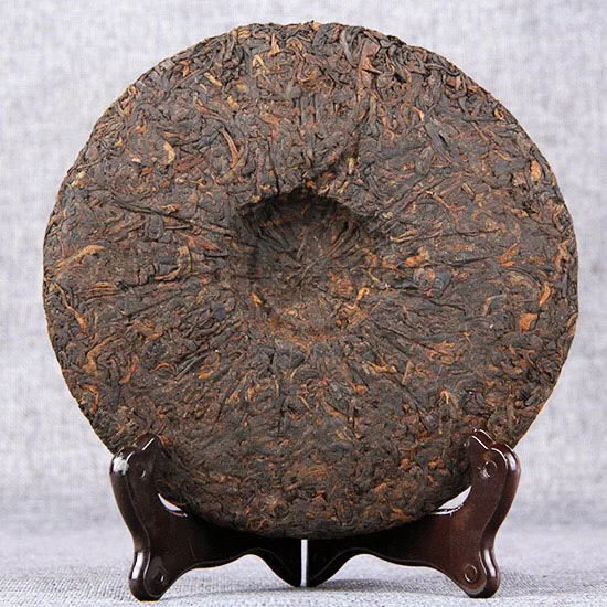 Chinese famous Yunnan ripe puer tea cake Menghai flavor 357 gram Yunnan Qizi bing with rich taste
