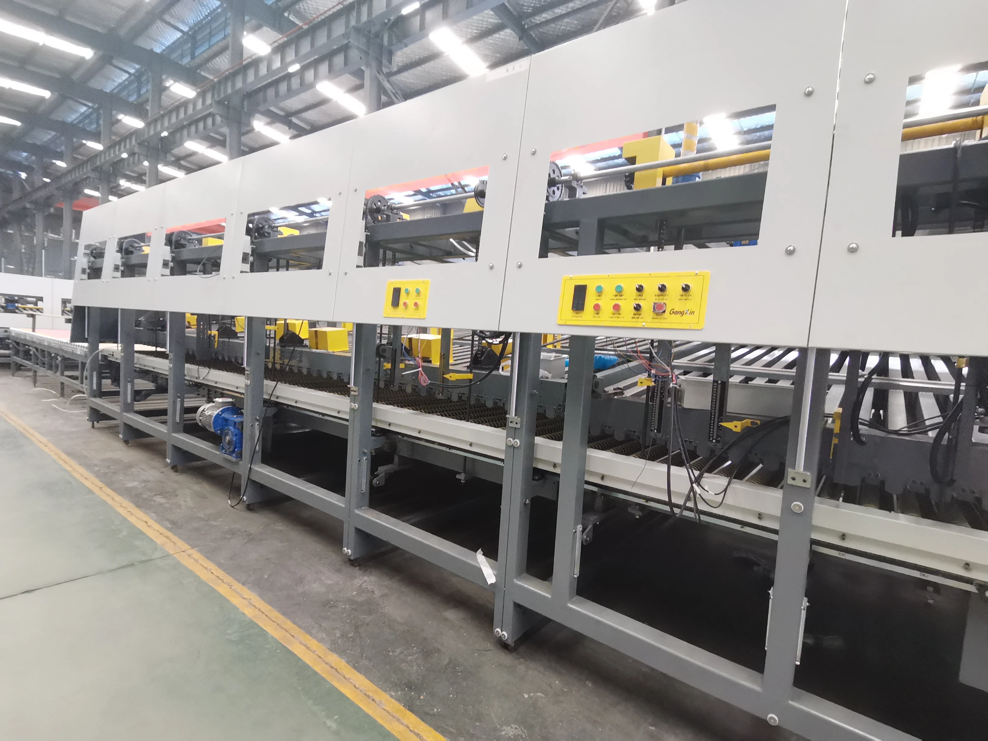 GX-QDL2442 2440*4200mm Glass Tempering Furnace Making Machine Price for Flat Windows Doors Tempered Glass Provided Qingdao Port