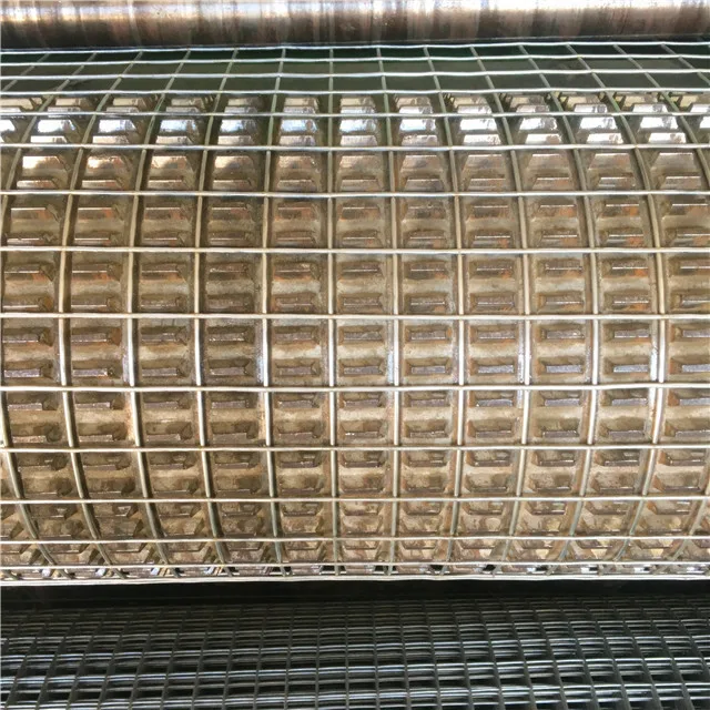 livestock Fence Steel Wire Mesh Galvanized or PVC Coated Welded Steel Wire Mesh