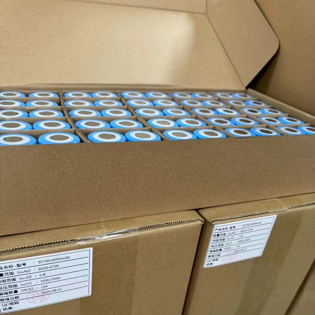 32650/32700 LFP (Lithium Iron Phosphate) Battery 3.2V 6000mAh Electric Vehicle Solar Street Lamp Energy Storage Anode Material