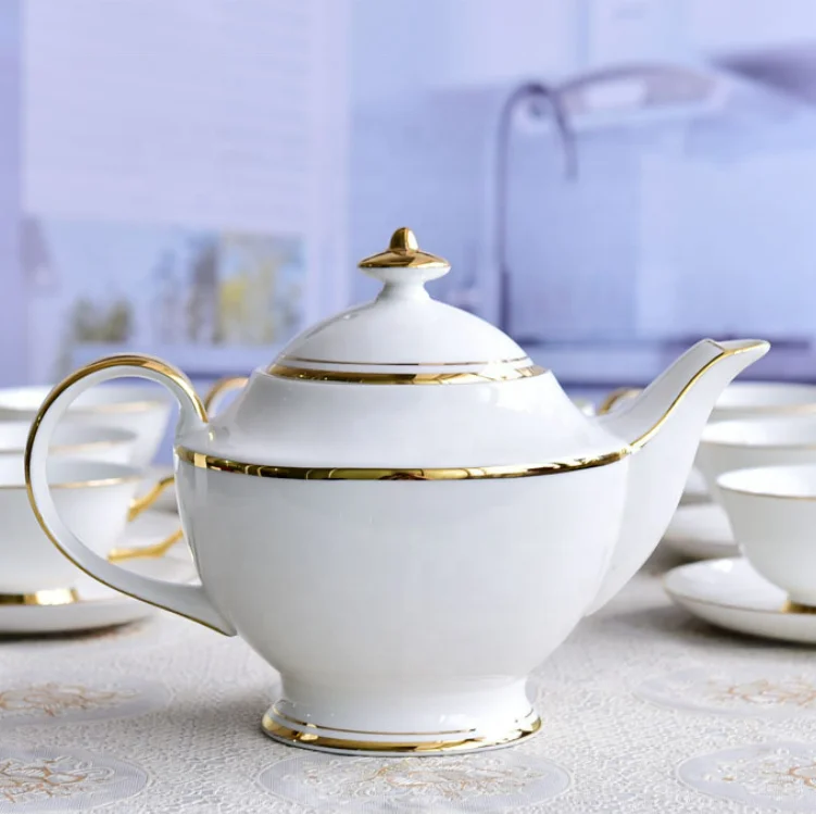 Custom white ceramic  gold rim line 17 pieces bone china coffee & tea sets tea cup set English tea set