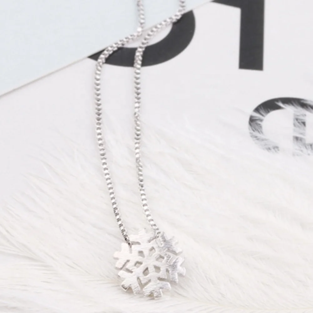 Cheap Jewelry Online Snowflake Christmas Brass Choker Jewelry Gift Zircon Snake Chain Necklace