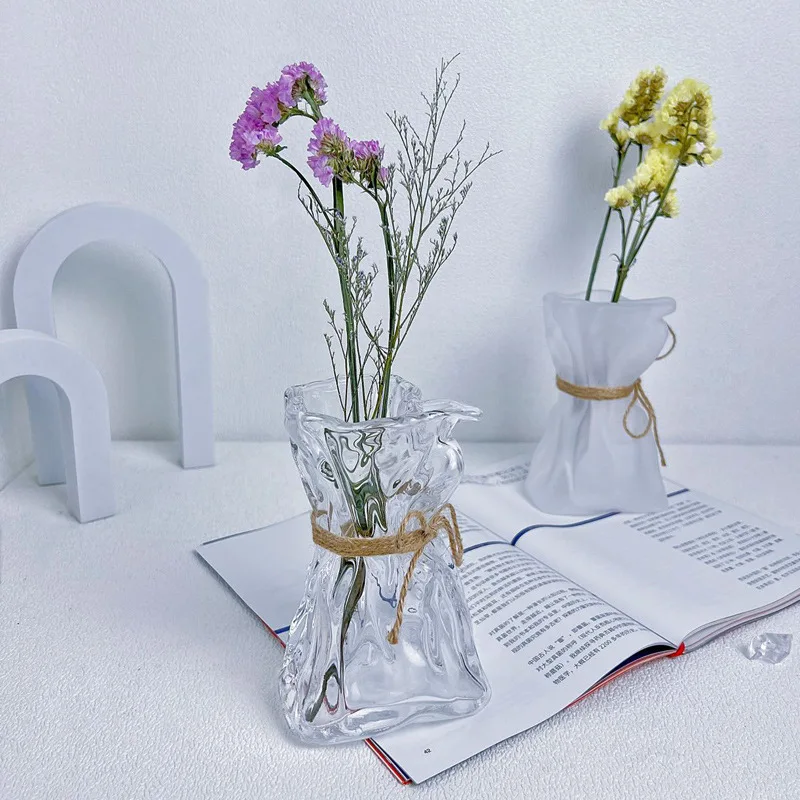 Wholesale home decor accessories clear minimalist nordic small glass vase