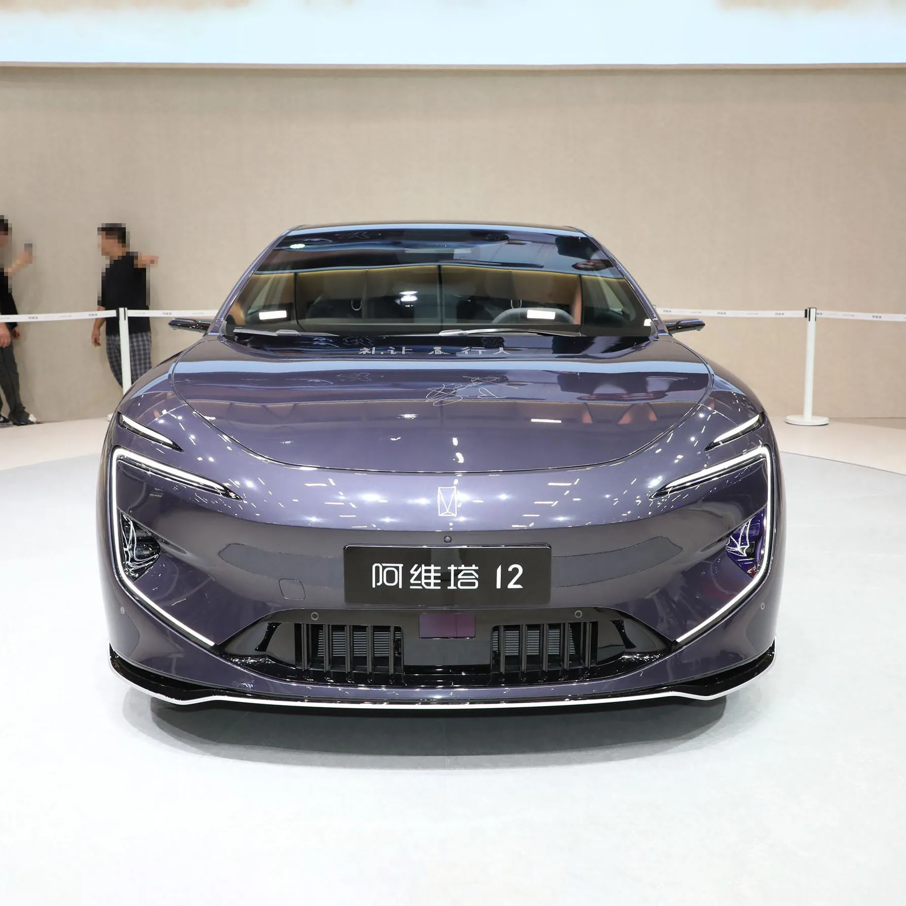 Factory Price Changan Avatar12 4 Wheel Drive Long Range New Electric Energy Auto EV Adult Cars