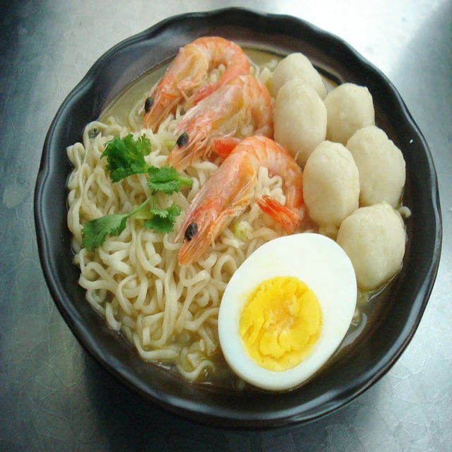  Быстрозамороженные рыбные шарики ручной работы с вкусным