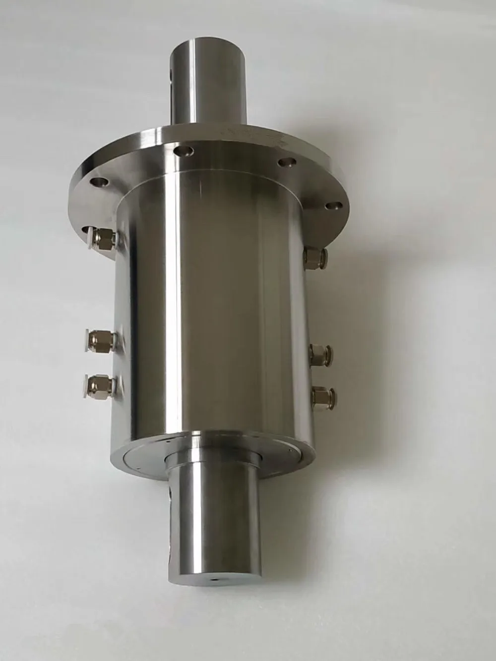 CF50 vacuum feedthrough