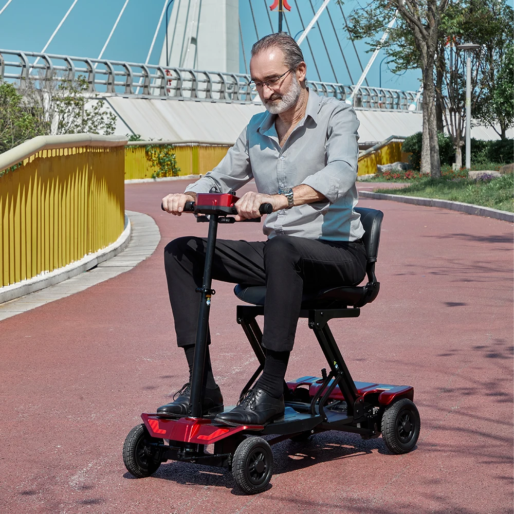 Оптовая продажа четырехколесный Электрический автоматический складной скутер для пожилых людей одобренный самолетом мобильный