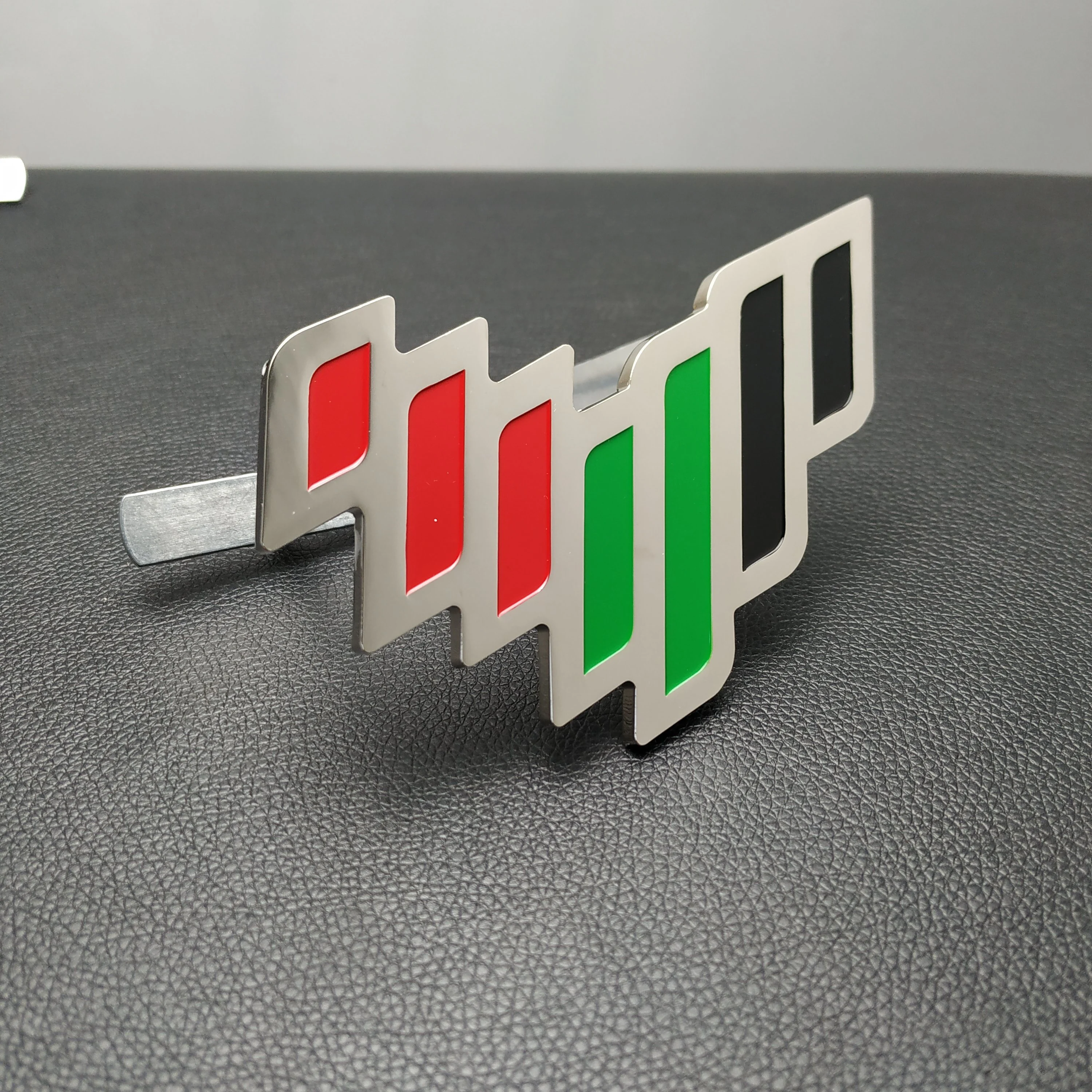 High Quality Uae Nation Brand 7 Lines Metal Car Badge with Screws and Nuts