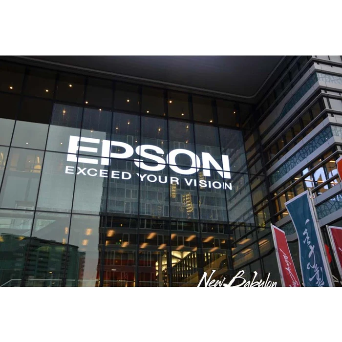 Transparent P3.9-7.8 Glass Screen LED Video Thin Film Display Screen Video Wall Screen for Retail Stores