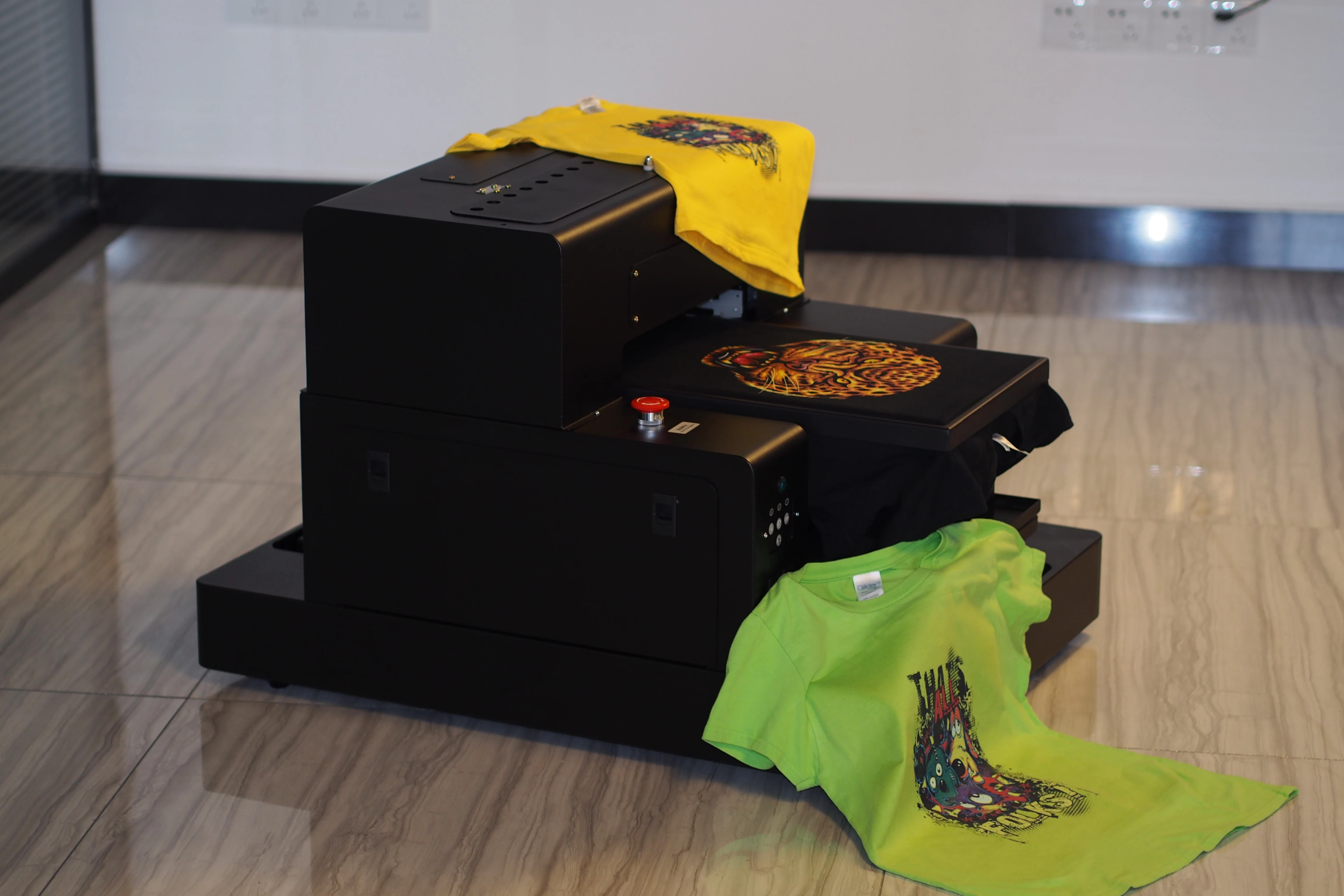 A3_size_inkjet_printers_dtg_printer_t-shirt_printing_machine.JPG