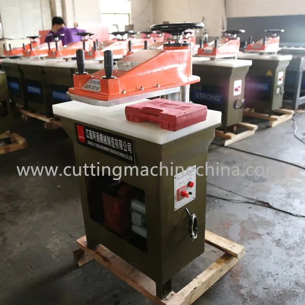 Manual clicker press machine